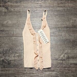 URBAN OUTFITTERS - NWT tanktop